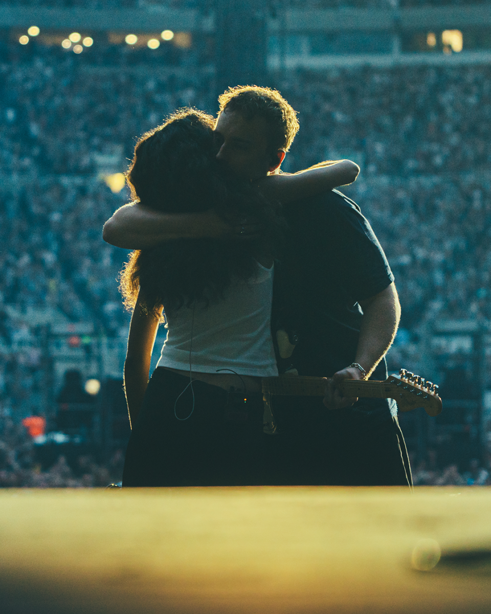 Nakon BRIT nagrade, suradnja Sama Fendera sa Oliviom Dean ponovo osvaja svet